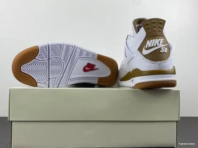 HYPE 4 Jordan SB DR5415-120 Retro 0530
